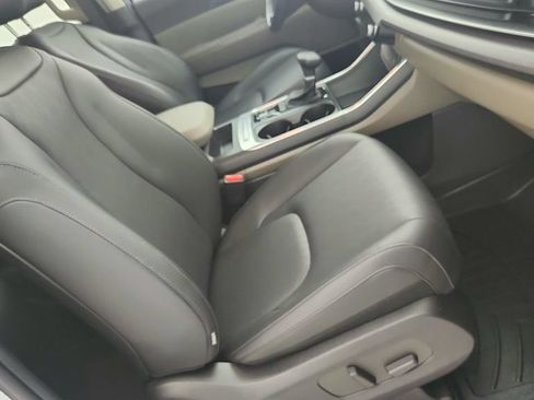 Used 2026 Kia Carnival EX FWD image 31