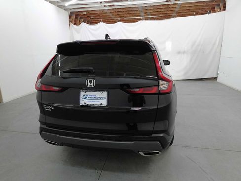 Certified 2025 Honda CR-V Sport image 5