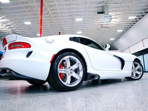 Used 2015 Dodge Viper SRT-10 w/ Quick Order Package 22J GT RWD image 14