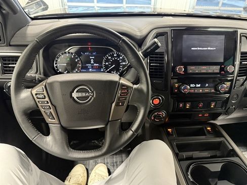 Used 2024 Nissan Titan SV w/ SV Bronze Edition Package image 30
