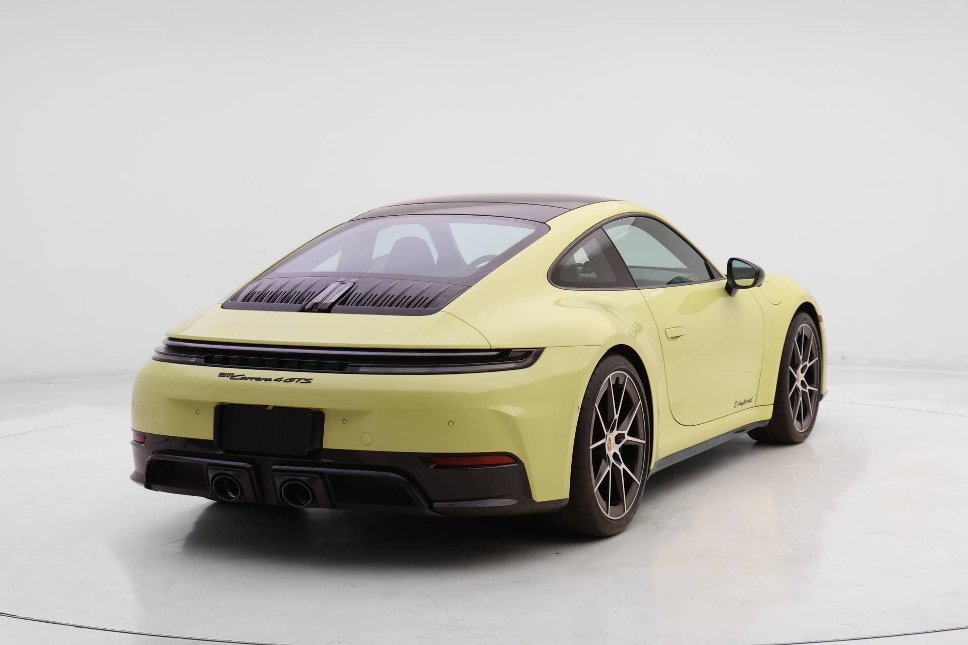 Certified 2025 Porsche 911 Carrera 4 GTS AWD/4WD image 6