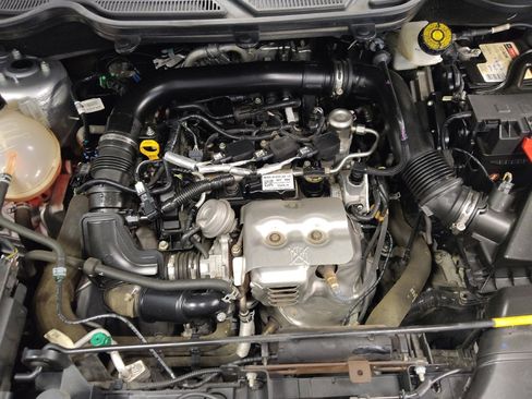 Used 2018 Ford EcoSport SE image 30