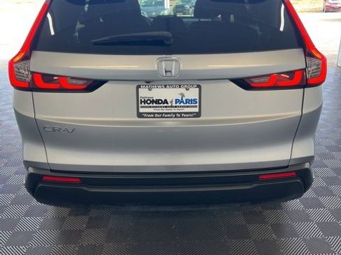 Used 2025 Honda CR-V EX image 26