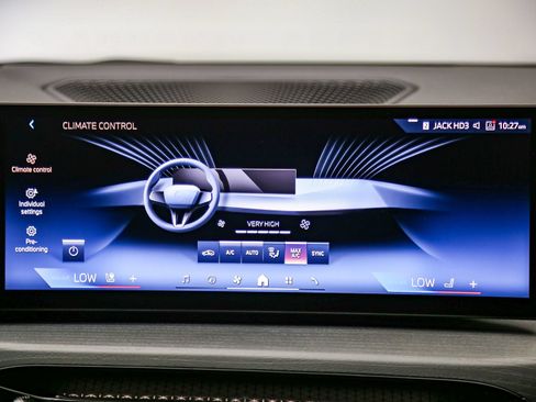 Used 2026 BMW 330i Sedan w/ M Sport Package RWD image 14