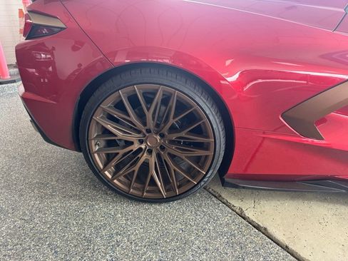 Used 2025 Chevrolet Corvette Stingray Premium Conv image 9