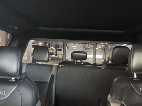 Used 2017 Ford F150 Raptor w/ Equipment Group 802A Luxury image 27