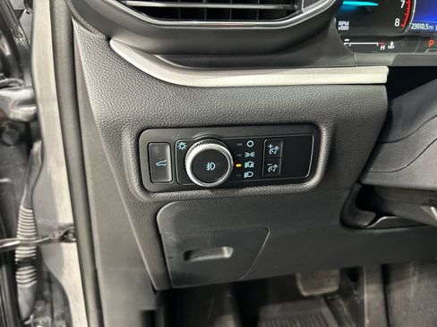 Certified 2024 Ford Explorer XLT w/ Equipment Group 202A AWD/4WD image 14