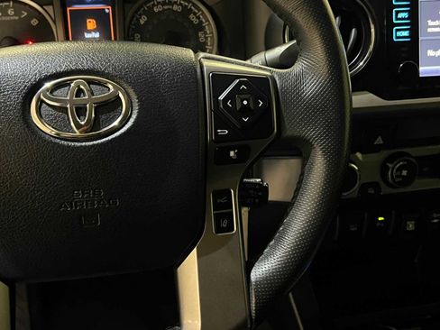 Used 2019 Toyota Tacoma SR5 image 20