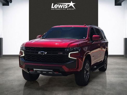 Used 2023 Chevrolet Tahoe Z71 w/ Luxury Package AWD/4WD image 1