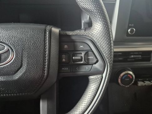 Certified 2024 Toyota Tacoma SR5 AWD/4WD image 19