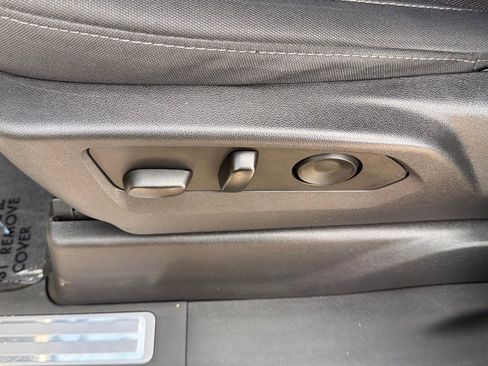 Used 2025 GMC Sierra 1500 Elevation AWD/4WD image 18