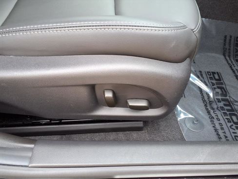 Used 2023 Cadillac CT4 Luxury w/ Sun And Sound Package image 10