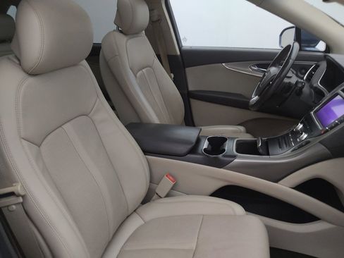 Used 2019 Lincoln Nautilus Reserve FWD image 21
