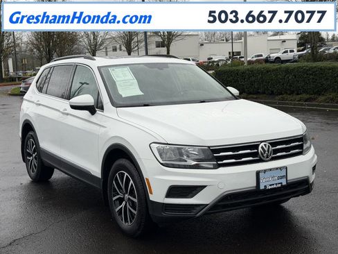 Used 2021 Volkswagen Tiguan SE w/ Panoramic Sunroof Package image 1