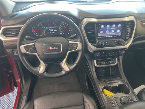 Used 2023 GMC Acadia SLT w/ Elevation Edition image 20