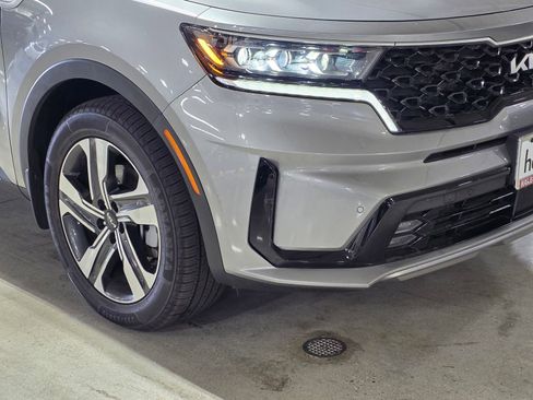 Used 2023 Kia Sorento SX Prestige AWD/4WD image 9