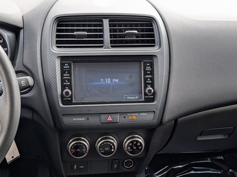 Used 2025 Mitsubishi Outlander Sport ES image 15