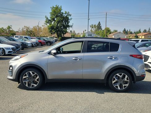 Used 2022 Kia Sportage EX FWD image 3