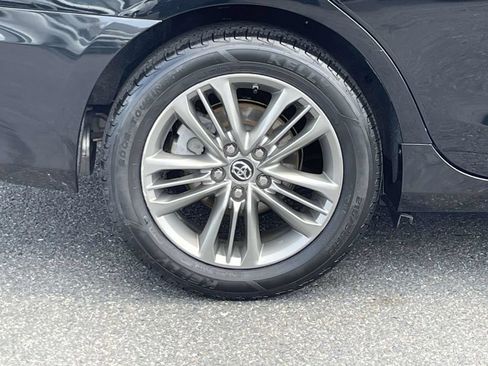 Used 2016 Toyota Camry SE FWD image 13