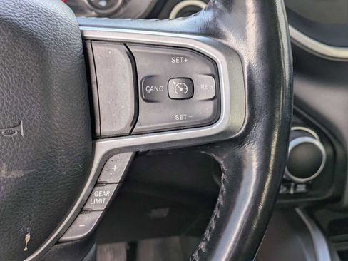 Used 2020 RAM 1500 Big Horn AWD/4WD image 23