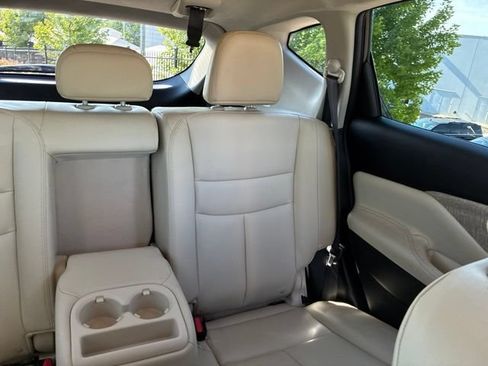 Used 2024 Nissan Murano SV AWD/4WD image 22