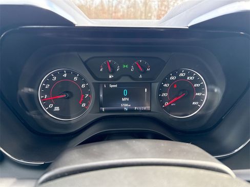 Used 2018 Chevrolet Camaro LT image 10