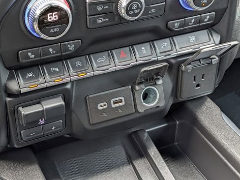 Used 2020 GMC Sierra 1500 SLT w/ SLT Convenience Package AWD/4WD image 46
