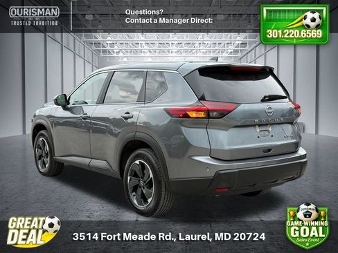 Used 2024 Nissan Rogue SV AWD/4WD image 3
