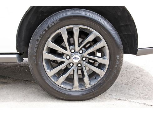 Used 2019 Ford Expedition Limited AWD/4WD image 37