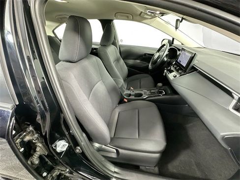 Used 2024 Toyota Corolla LE image 26