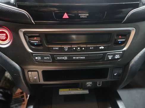 Used 2023 Honda Passport TrailSport image 28