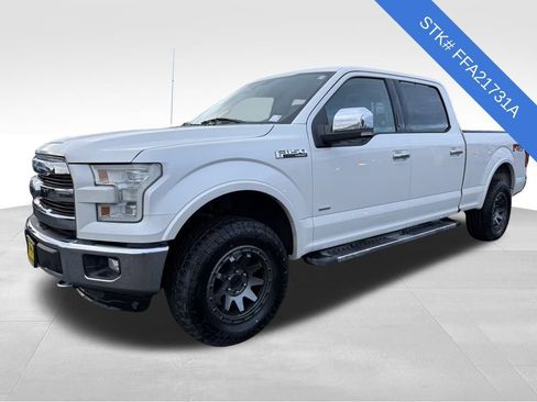Used 2015 Ford F150 Lariat w/ Equipment Group 502A Luxury image 3