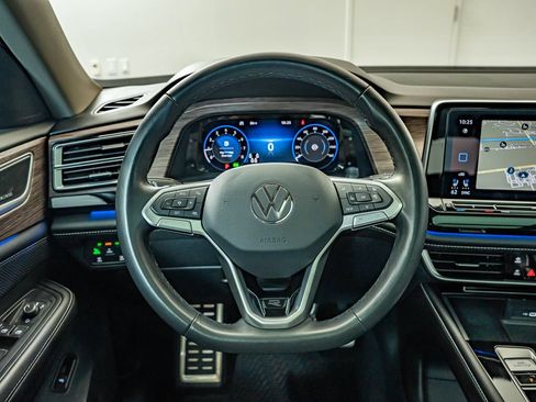Used 2024 Volkswagen Atlas SEL Premium R-Line AWD/4WD image 25
