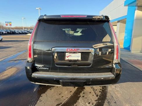 Used 2020 GMC Yukon Denali image 6