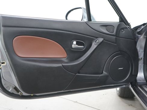 Used 2002 MAZDA MX-5 Miata SE RWD image 14