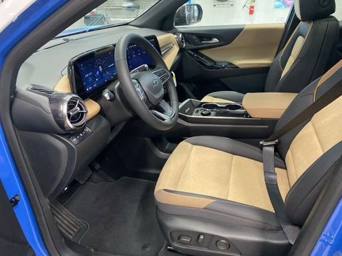 New 2026 Chevrolet Equinox ACTIV w/ Convenience Package III AWD/4WD image 25