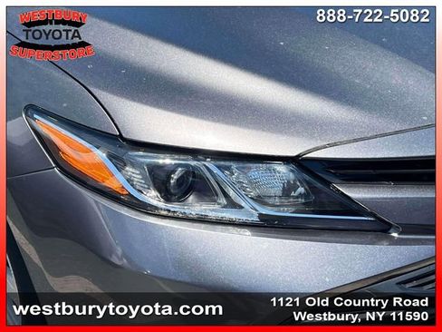Used 2019 Toyota Camry LE FWD image 9