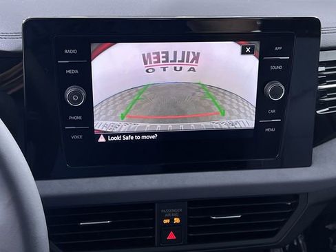 New 2026 Volkswagen Jetta SE image 17