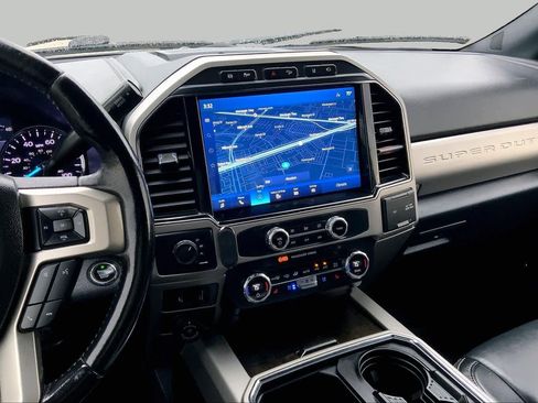 Used 2022 Ford F450 Lariat w/ Lariat Ultimate Package AWD/4WD image 6