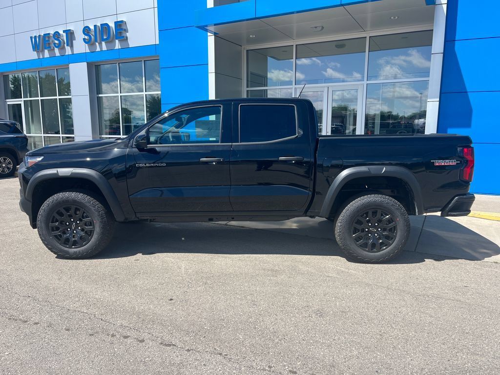 New 2026 Chevrolet Colorado Trail Boss AWD/4WD image 8