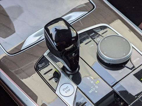 Used 2023 BMW X5 xDrive45e w/ Climate Comfort Package image 12