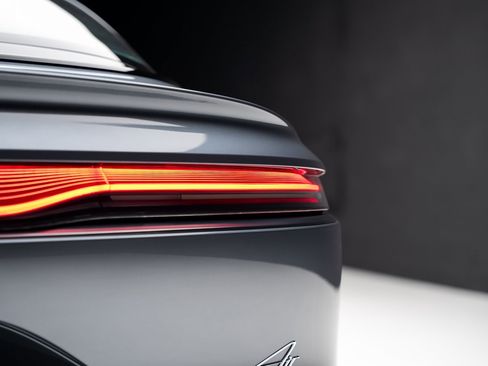 Used 2025 Lucid Air Pure image 30