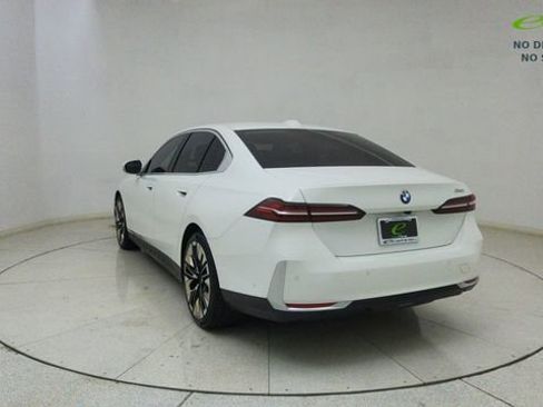 Used 2025 BMW 530i RWD image 70
