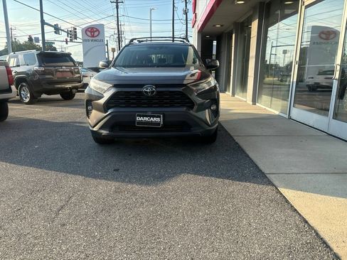 Used 2020 Toyota RAV4 XLE Premium AWD/4WD image 2