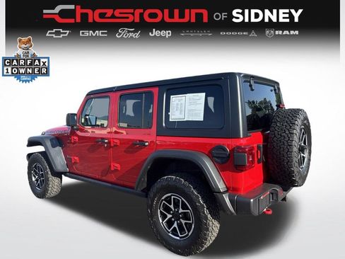 Used 2026 Jeep Wrangler Unlimited Rubicon AWD/4WD image 3