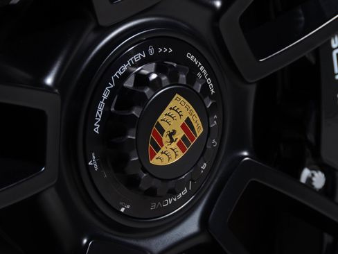 Used 2024 Porsche 911 Targa 4 GTS image 13