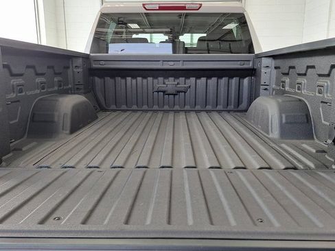 Used 2026 Chevrolet Silverado 1500 RST w/ RST Select Package AWD/4WD image 32