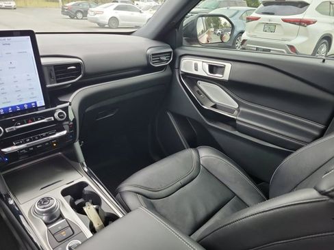 Used 2023 Ford Explorer ST w/ Equipment Group 401A image 23