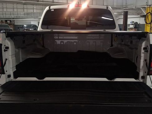 Used 2023 Nissan Frontier PRO-4X w/ Technology Package AWD/4WD image 28