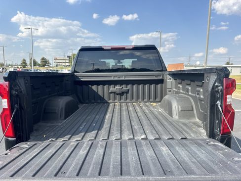Certified 2021 Chevrolet Silverado 1500 RST AWD/4WD image 24
